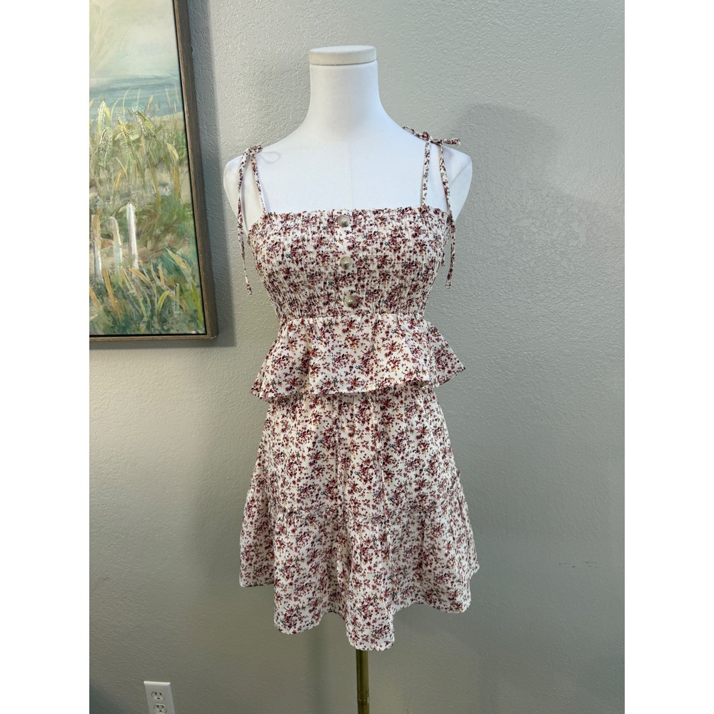 Paper Crane Floral Two Piece Set Smocked Tie Shoulder Crop Top & Tiered Skirt